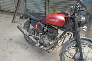 Honda 1994 Red