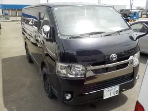 Toyota HiAce 2021 Black