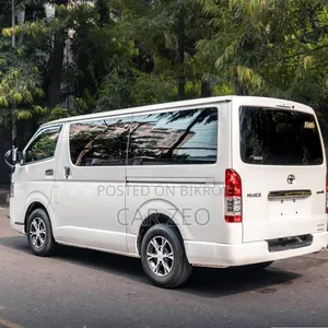 Toyota HiAce 2022 White