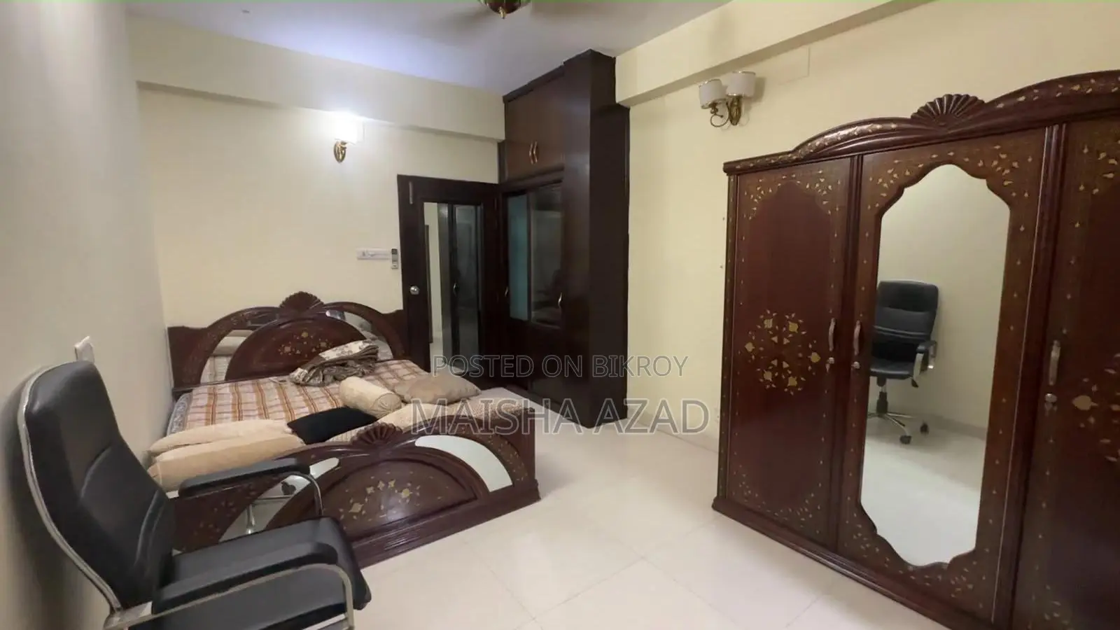 রানি সাইজ বেড উইথ ম্যাচিং ওয়ার্ডরোব- প্রিমিয়াম উডেন সেট