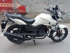 Hero Hunk 2019 White