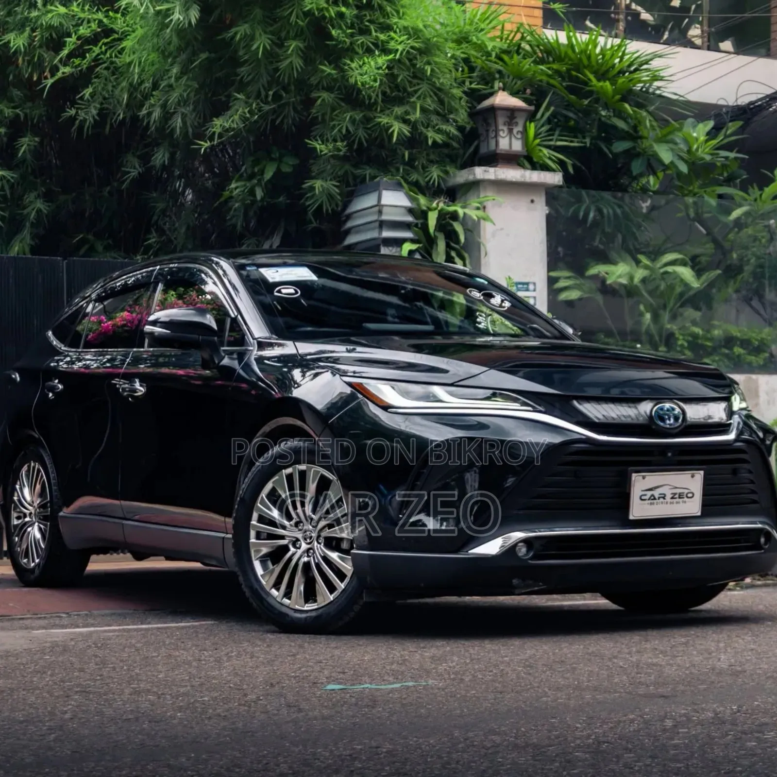 Toyota Harrier 2.5 Hybrid 2021 Black