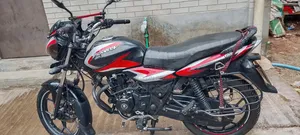 বাজাজ ডিসকভার ১২৫ ২০২২ ব্ল্যাক