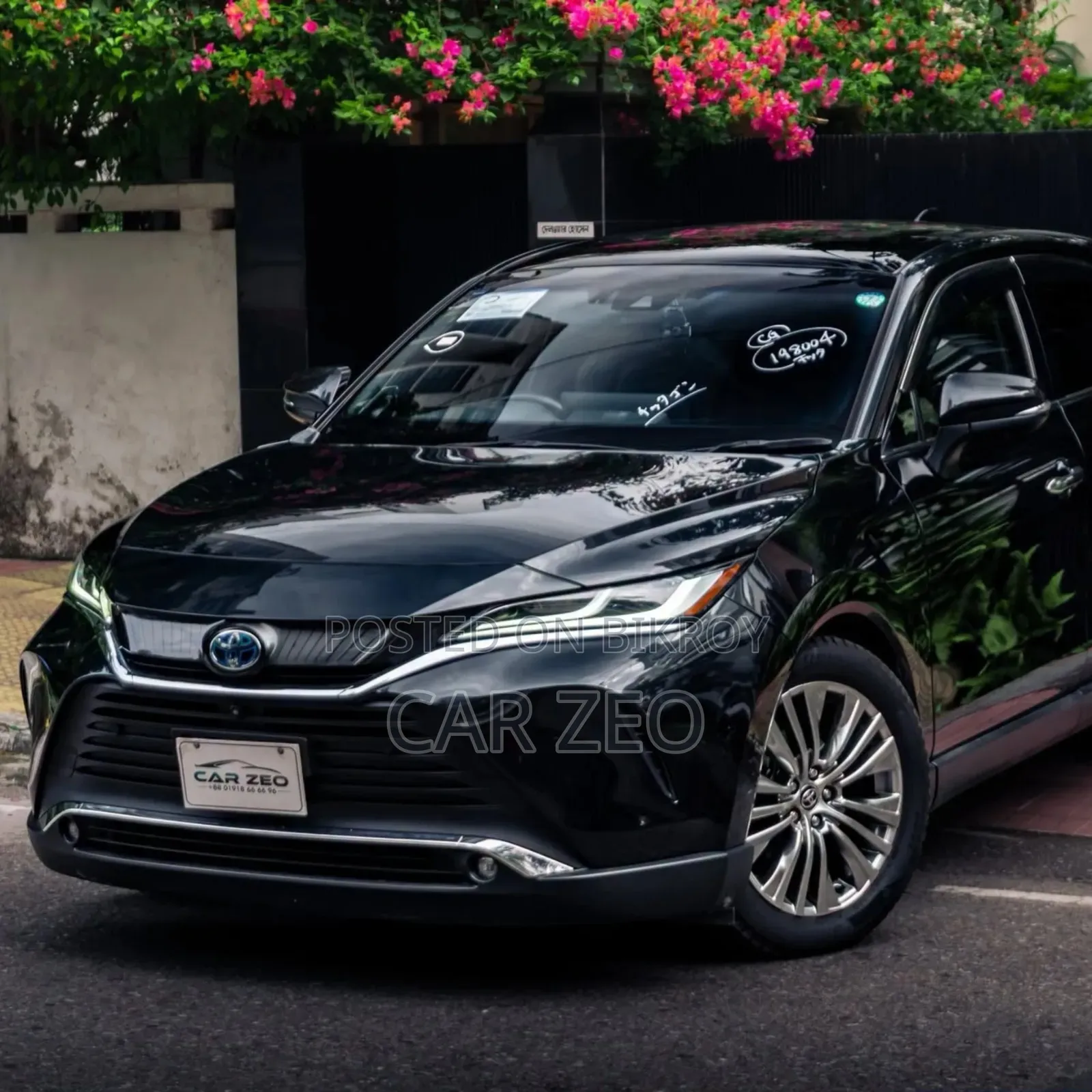 Toyota Harrier 2.5 Hybrid 2021 Black
