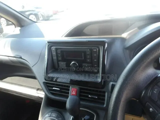 Toyota Noah 2021 Black