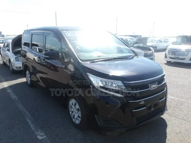 Toyota Noah 2021 Black