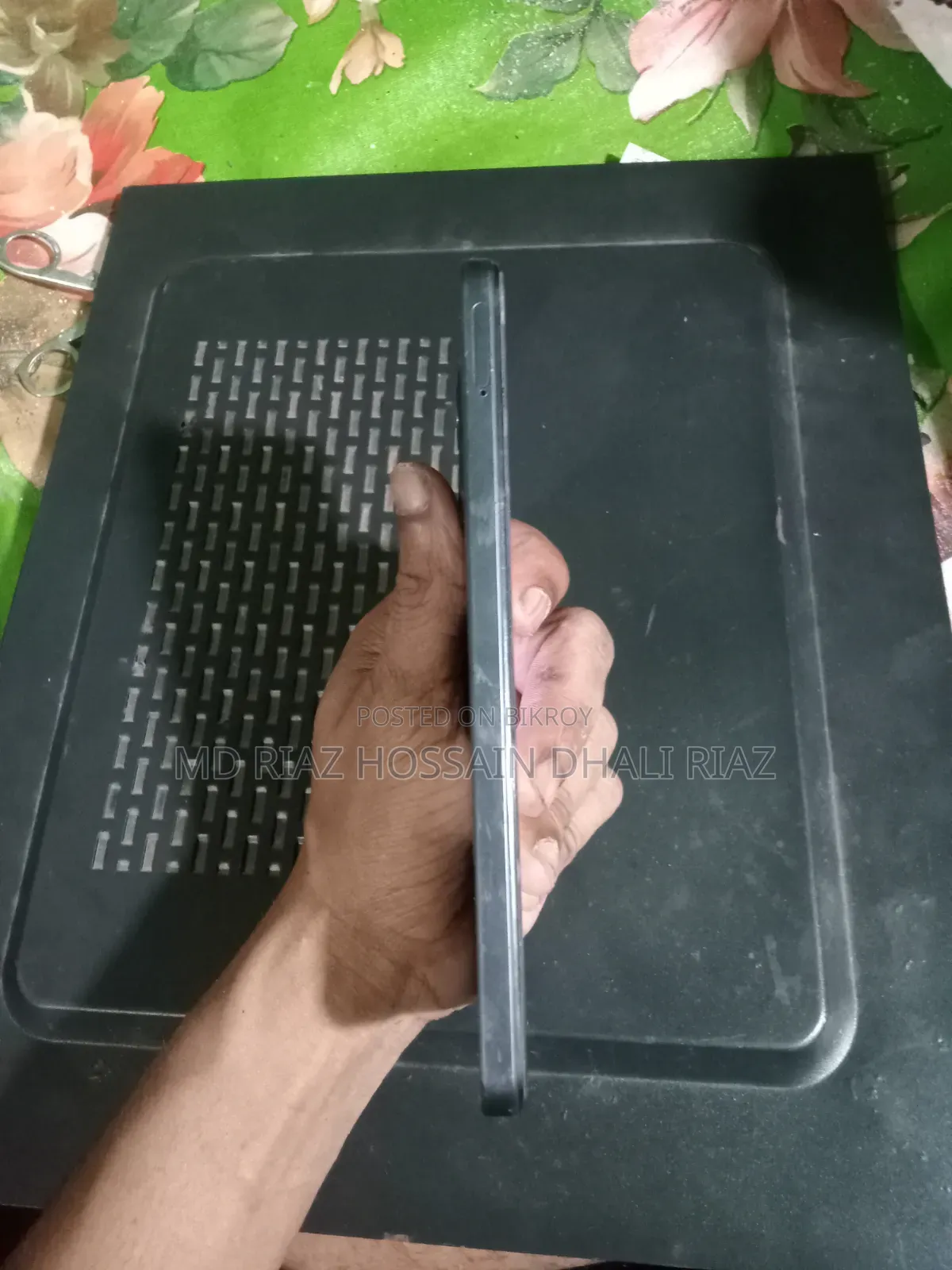 রিয়েলমি নোট ৭০টি ১২৮ জিবি কালো