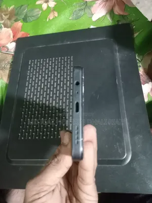 রিয়েলমি নোট ৭০টি ১২৮ জিবি কালো