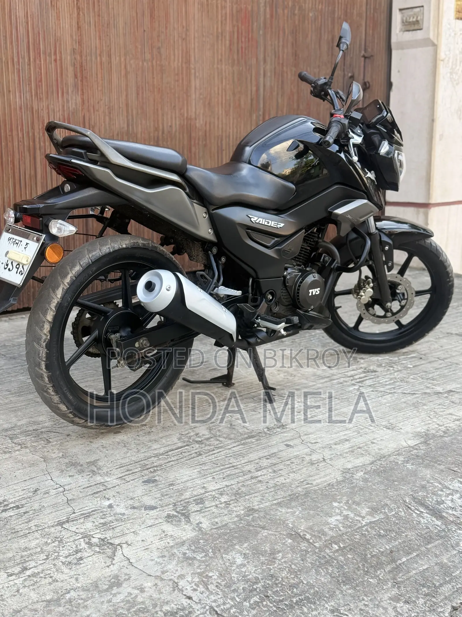 TVS Raider 125 2022 Black