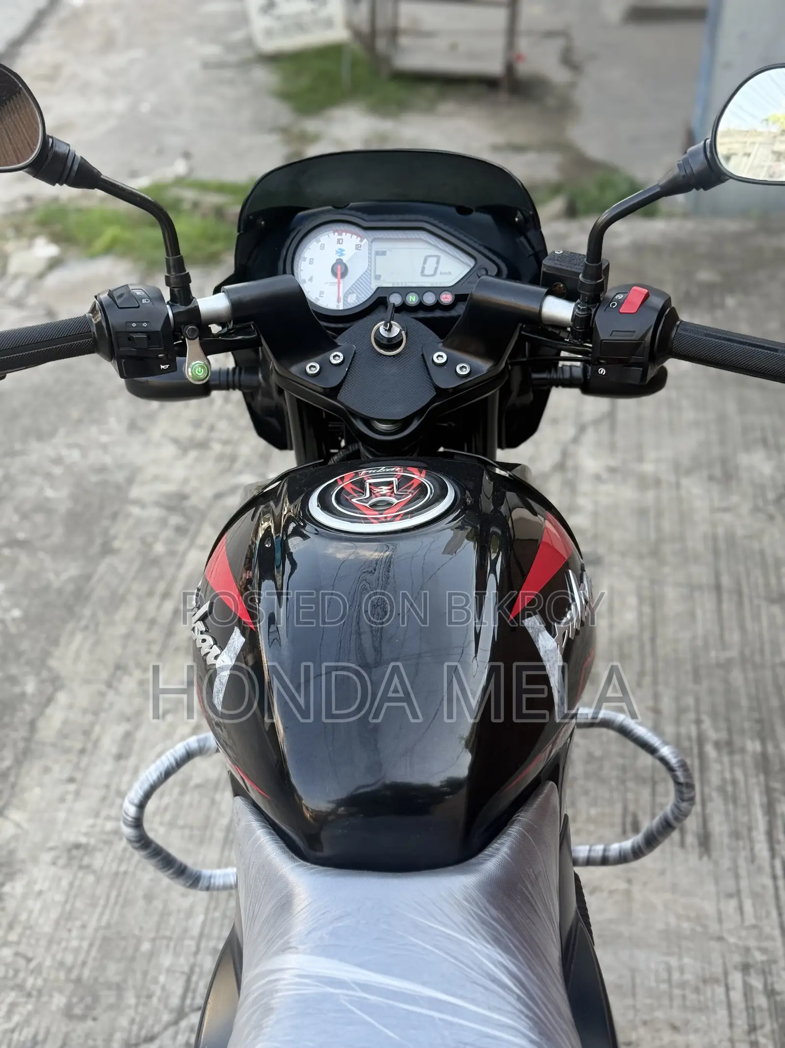 Bajaj Pulsar 150 2022 Black