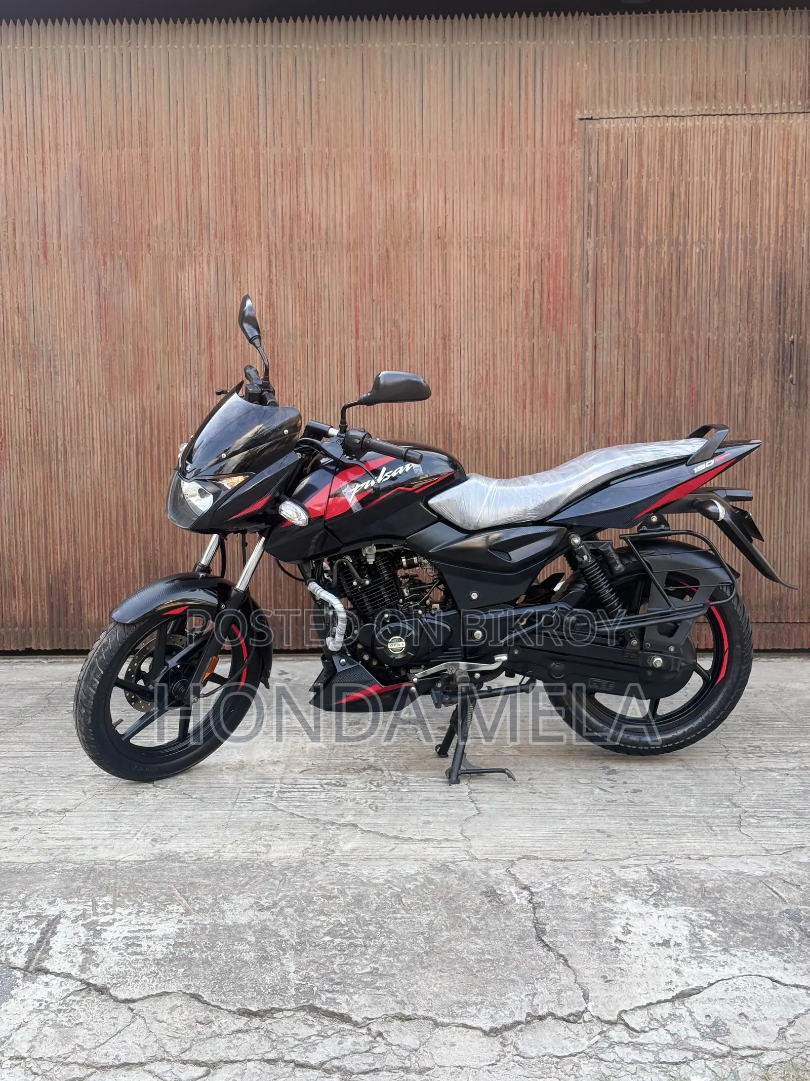 Bajaj Pulsar 150 2022 Black