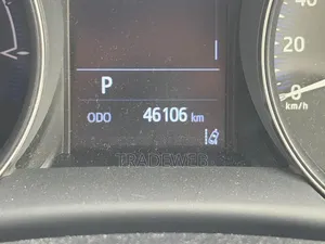 Toyota C-HR 2021 Pearl