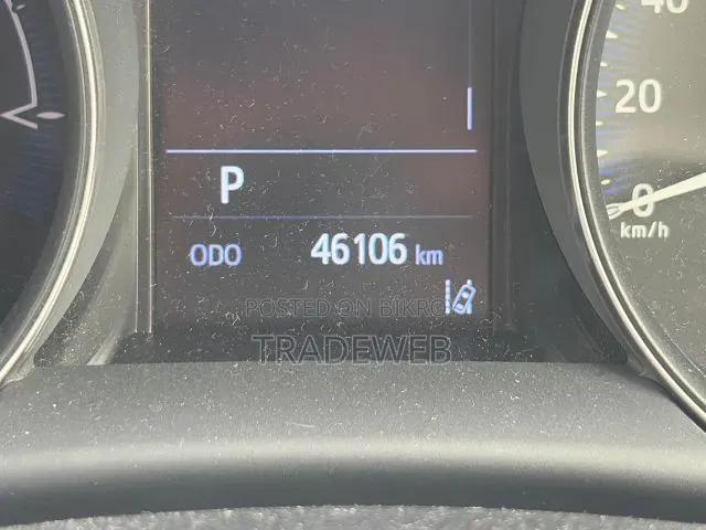 Toyota C-HR 2021 Pearl
