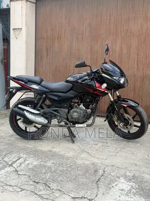 বাজাজ পালসার ১৫০ ২০১৯ ব্ল্যাক