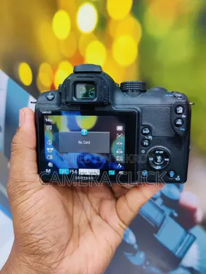 Samsung NX11 Mirrorless Camera