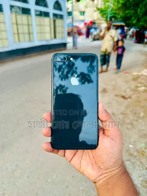 Apple iPhone 8 Plus 64 GB Black