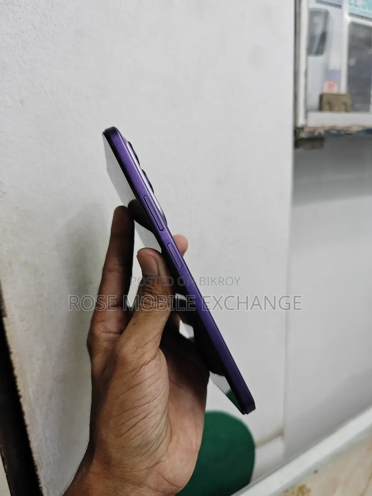 Vivo 256 GB Purple