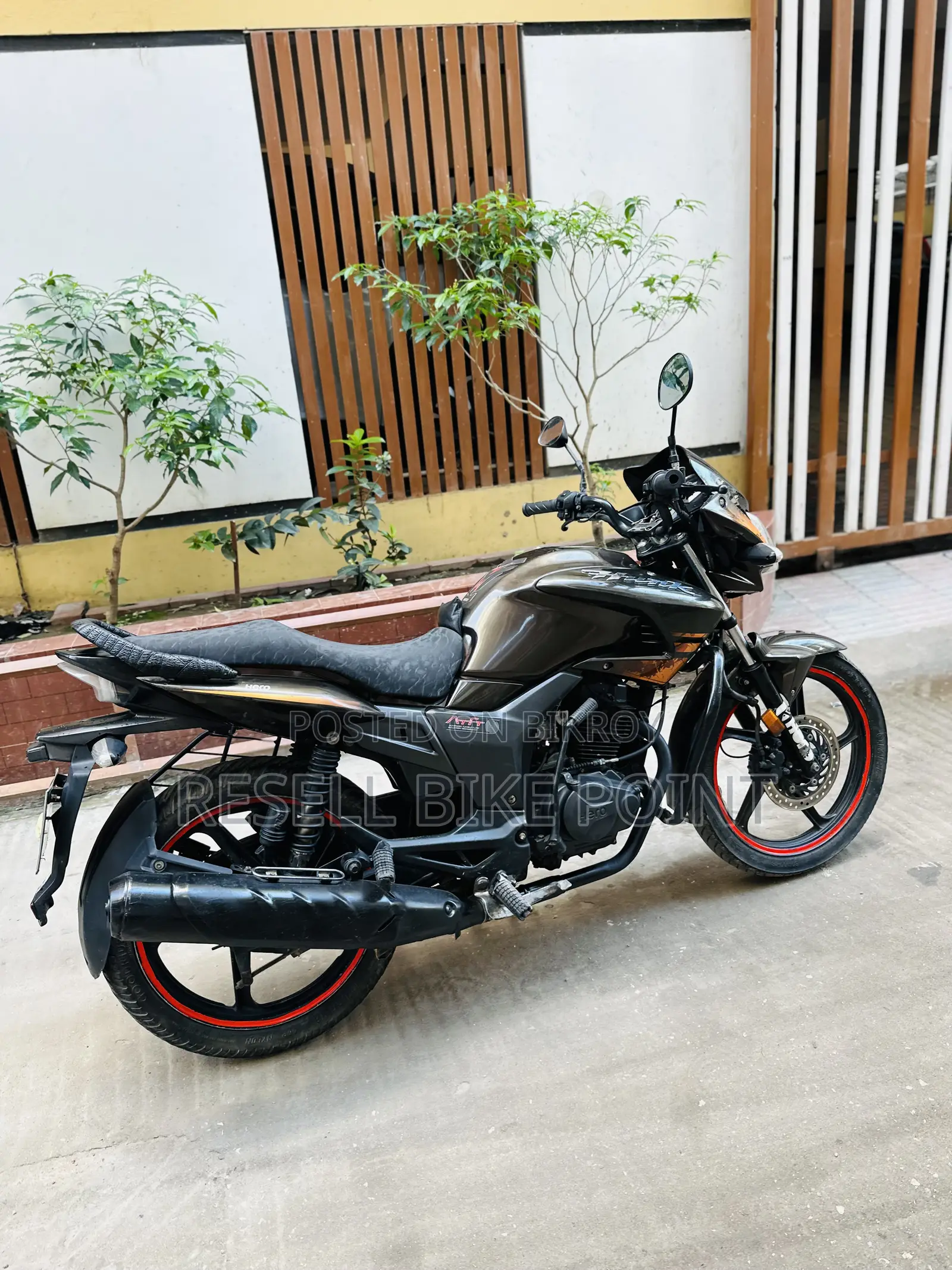 Hero Hunk 2019 Brown