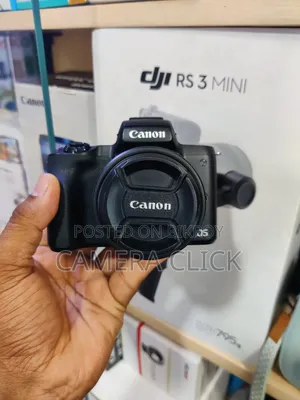 Canon M50 Mark II & 15-45mm Lens