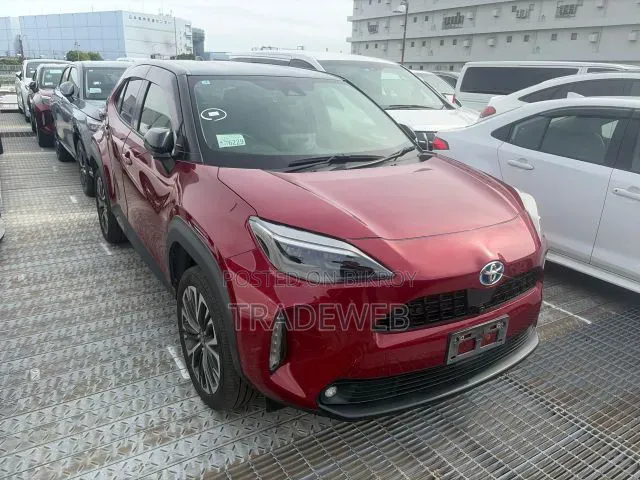 Toyota Yaris Cross 2021 Red