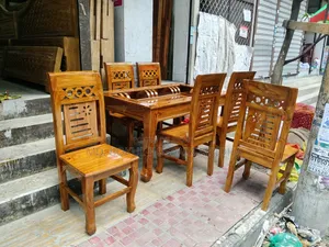 ডাইনিং টেবিল উইথ ৬ চেয়ার
