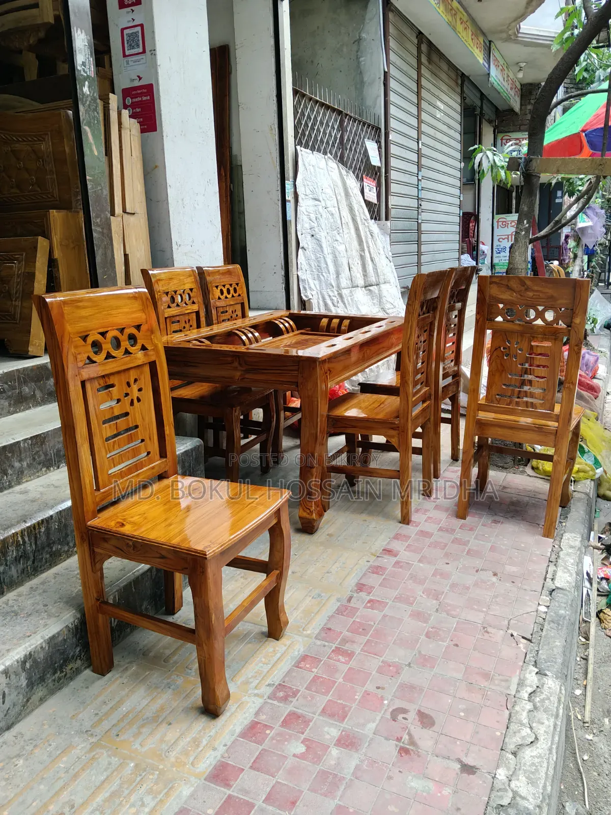 ডাইনিং টেবিল উইথ ৬ চেয়ার