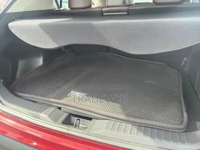 Toyota Yaris Cross 2021 Red