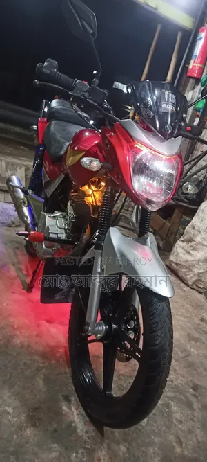 Walton Fusion 125 EX 2012 Red