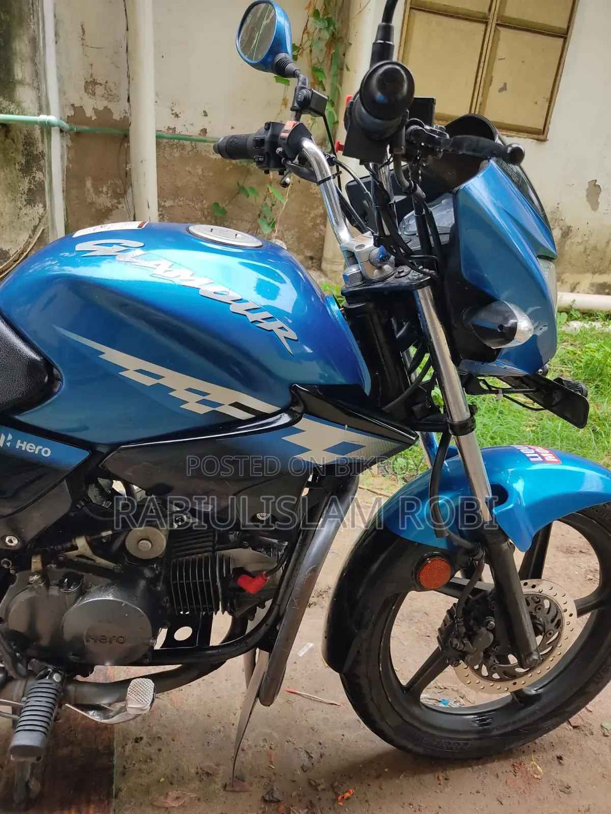 হিরো গ্ল্যামার ২০২১ নীল