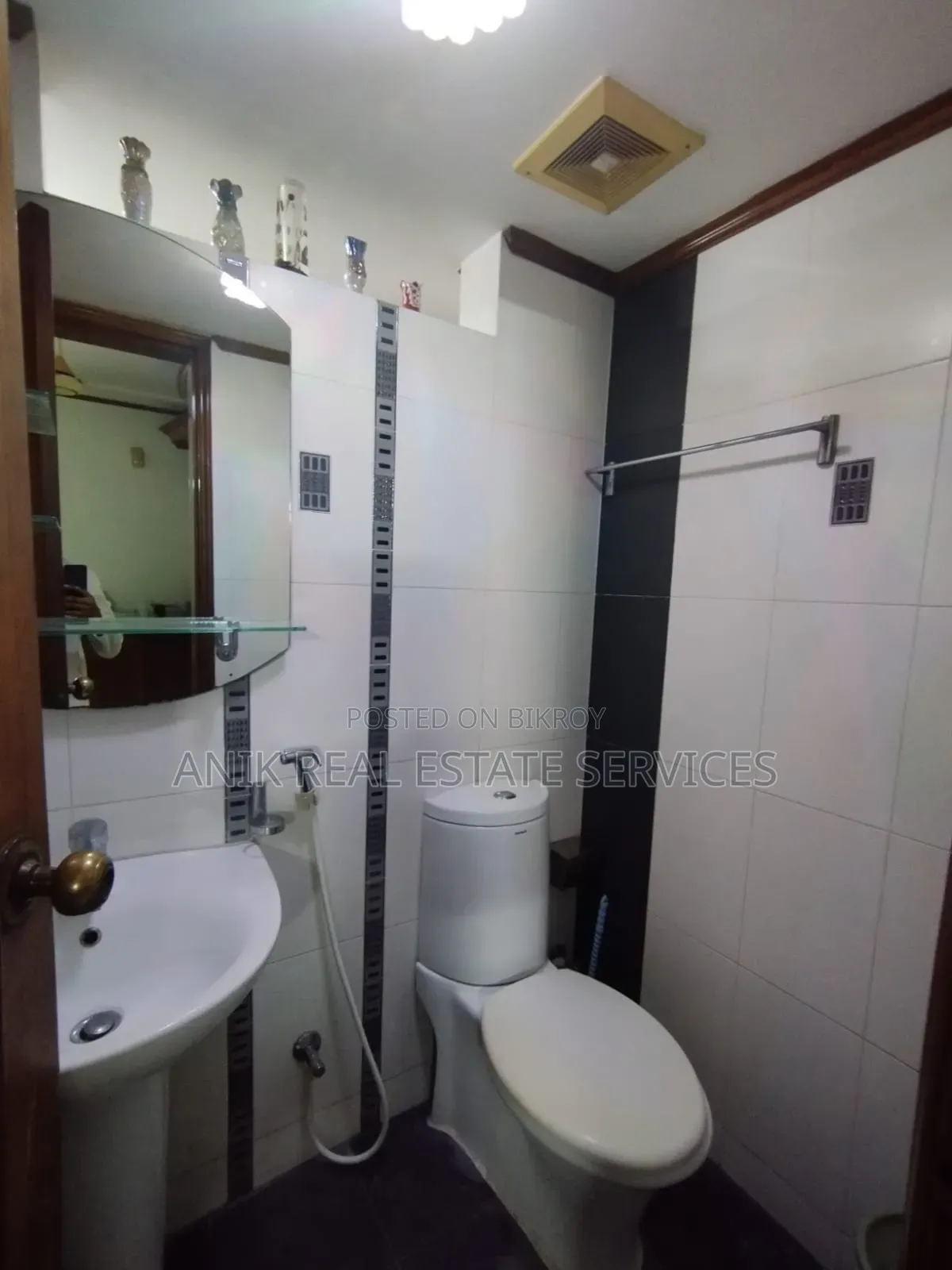 Furnished 3-Bedroom Apartment in Anik Real Estate, Gulshan for Rent