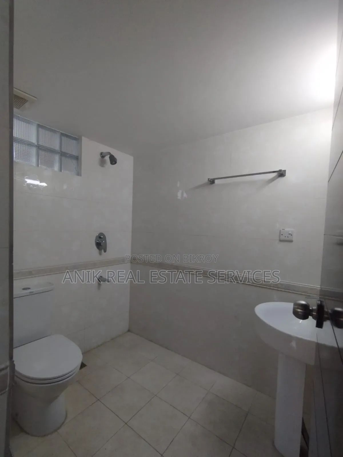 Furnished 3 Bedroom Apartment in Anik Real Estate, Banani for Rent