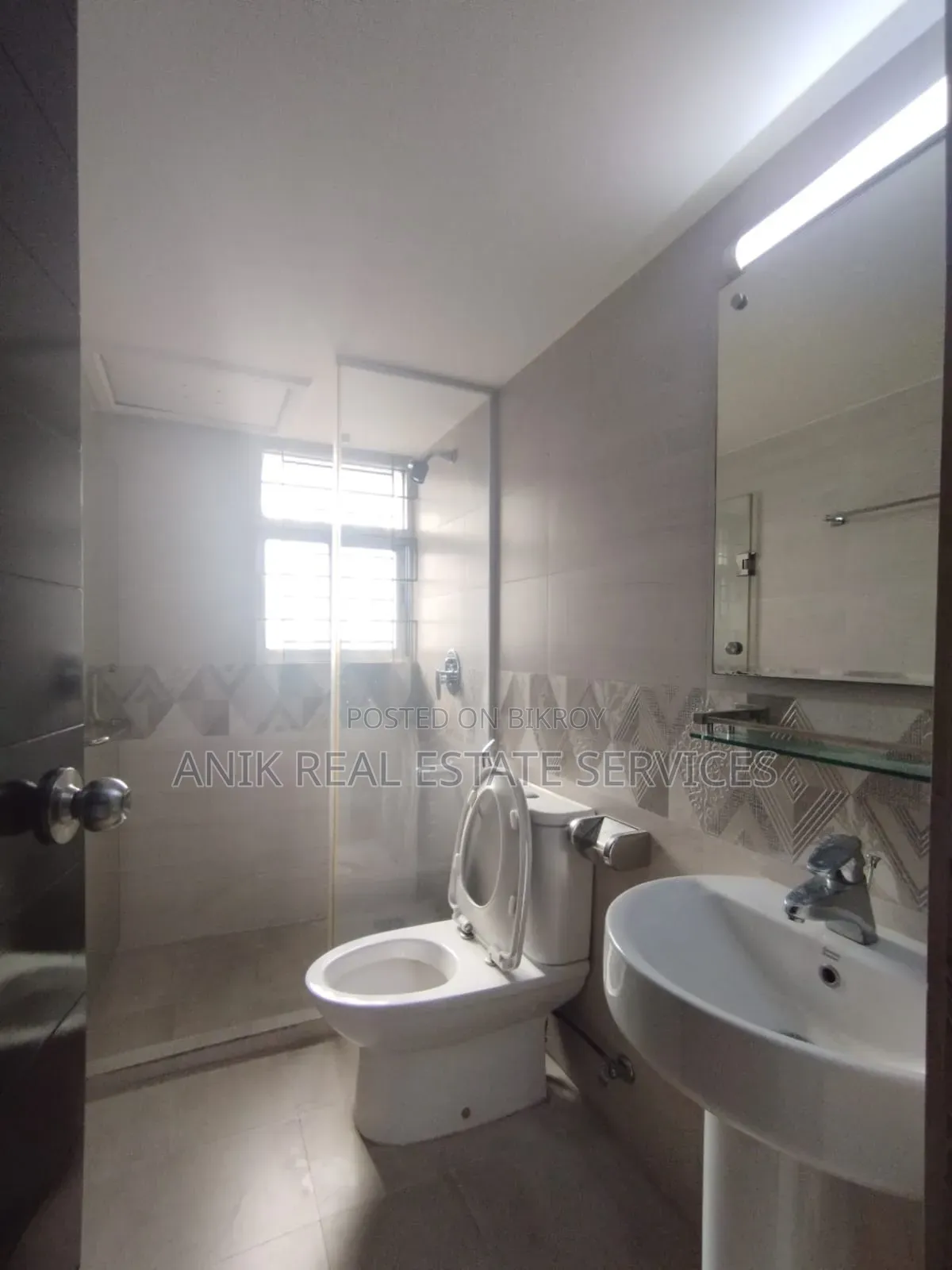 Furnished 3 Bedroom Apartment in Anik Real Estate, Banani for Rent