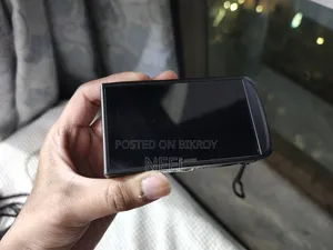 Canon PowerShot SD3500 IS / IXUS 210