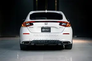 Honda Civic 2021 Pearl