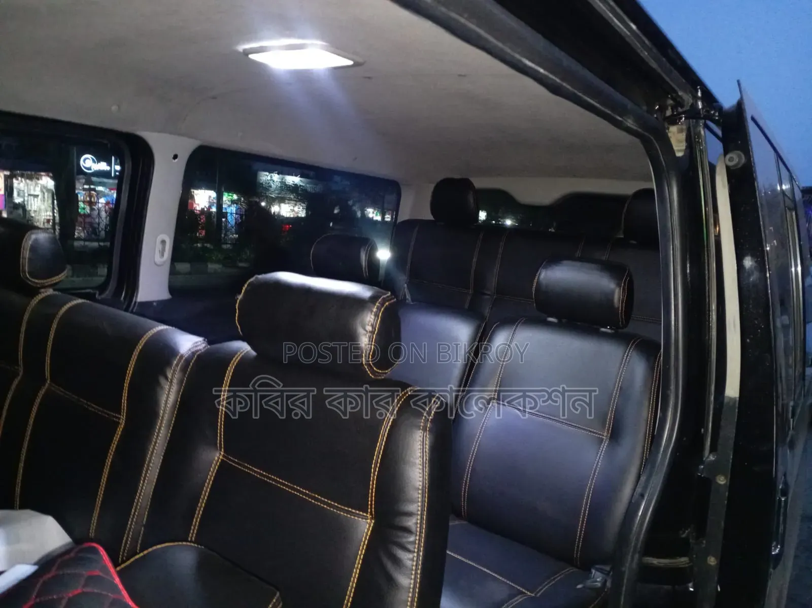 Toyota HiAce 2010 Black