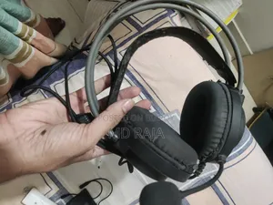 হেডসেট বিক্রি হবে