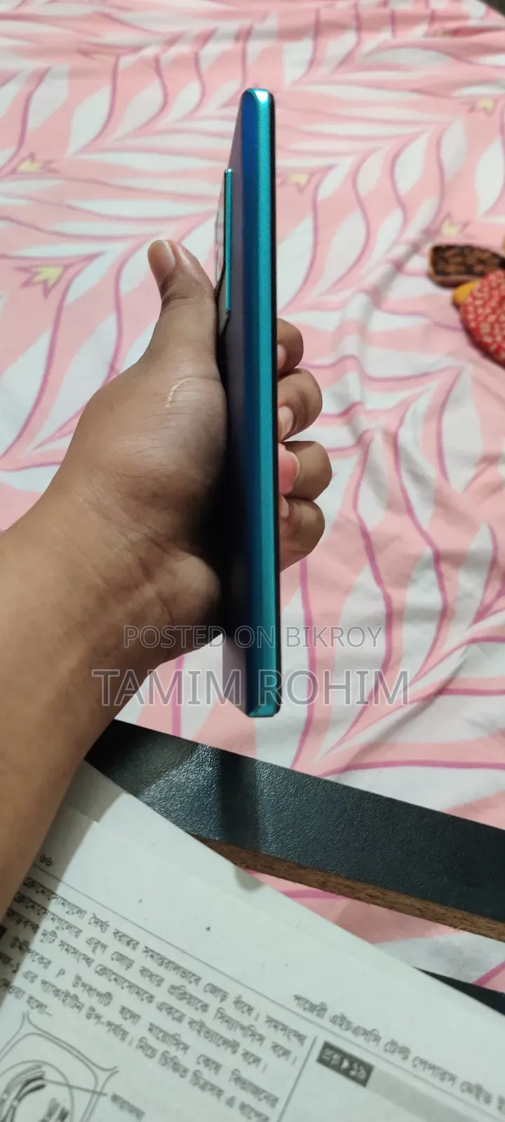 iQOO 128 GB Blue
