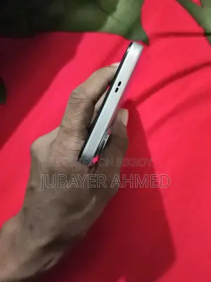 New Infinix Hot 60i 128 GB Silver