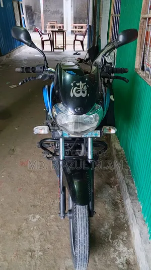 Bajaj Discover 100 2012 Black