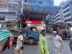 South Banasree, Main Road, 2100 sqft +-, 1st Floor, Commercial Space for Rent