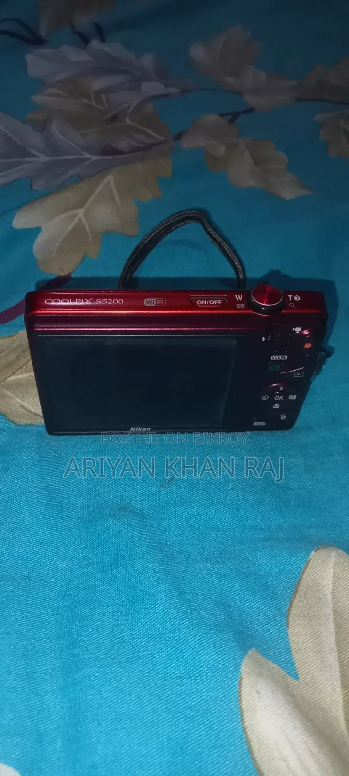 I need urgent money so I will sell my favorite camera