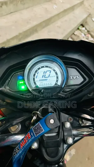 টিভিএস স্ট্রাইকার ১২৫ ২০২১ রেড