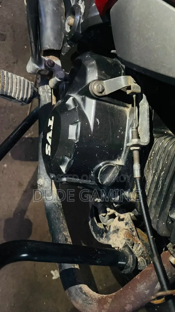 টিভিএস স্ট্রাইকার ১২৫ ২০২১ রেড