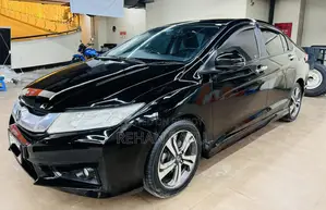 হোন্ডা সিটি ২০১৫ কালো