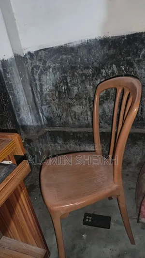 কম্পিউটার টেবিল / স্টাডি টেবিল