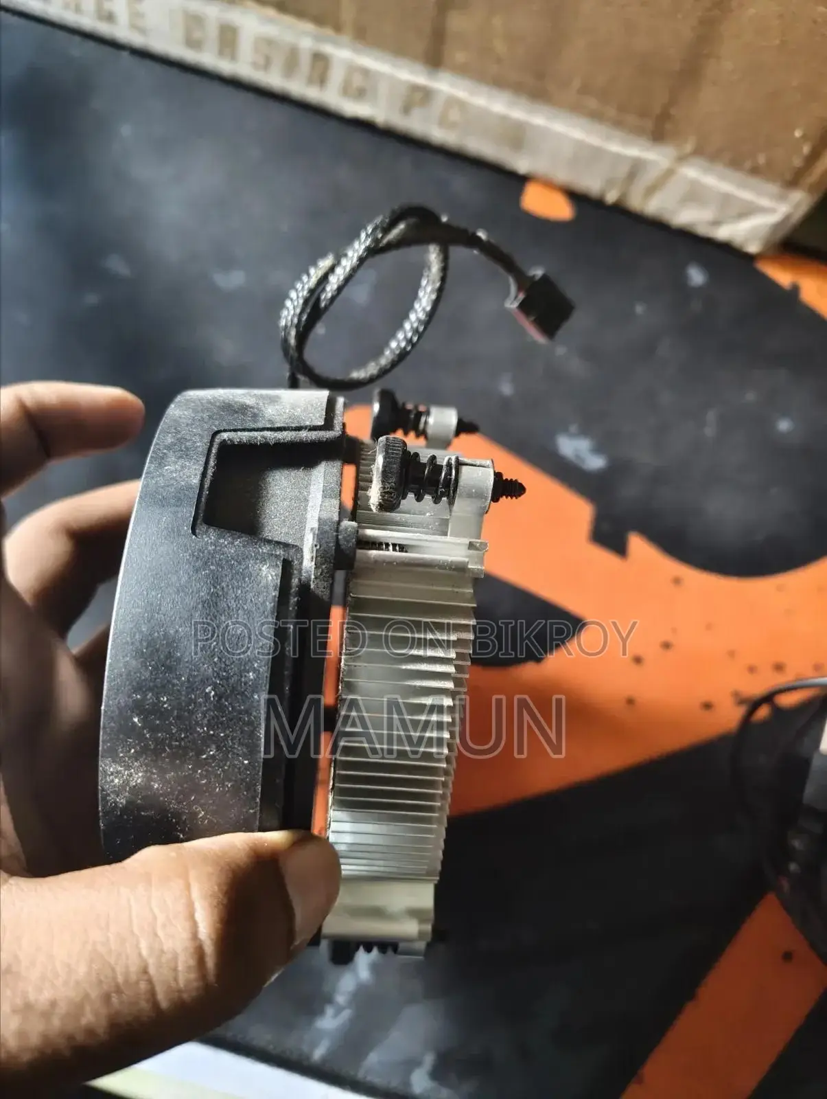AMD Wraith Stealth AM5 Socket Fan CPU Cooler (Stock Cooler)