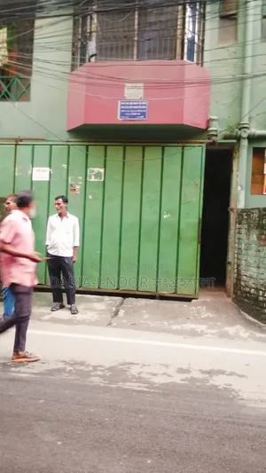 8 Bedroom House in August 6, Motijheel for Sale