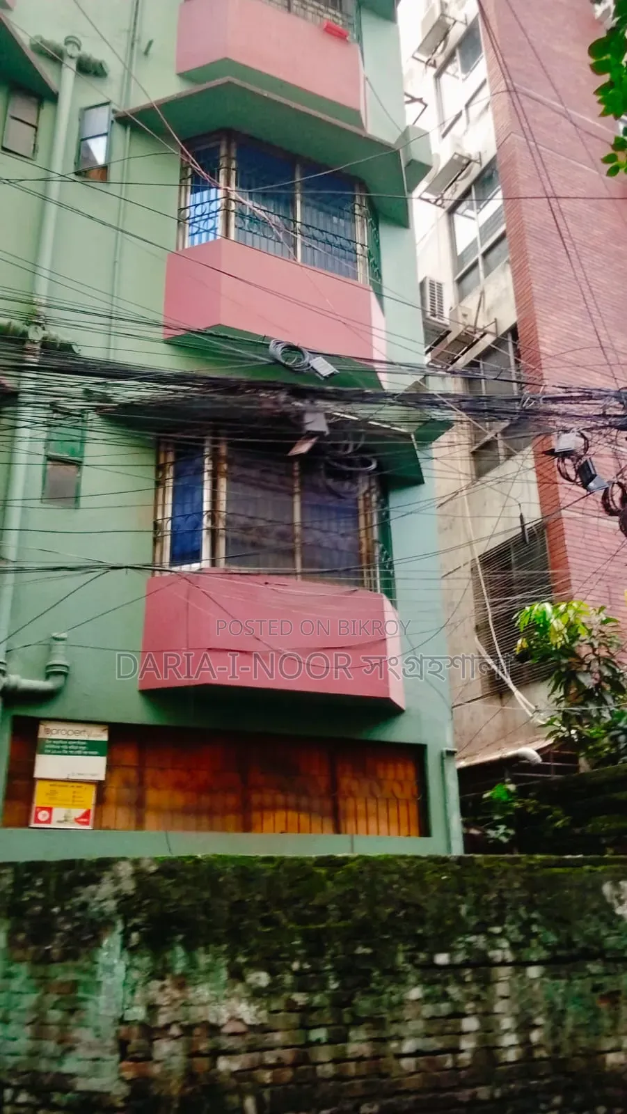 8 Bedroom House in August 6, Motijheel for Sale
