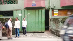 8 Bedroom House in August 6, Motijheel for Sale