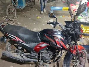টিভিএস স্ট্রাইকার ১২৫ ২০১৮ পার্পল